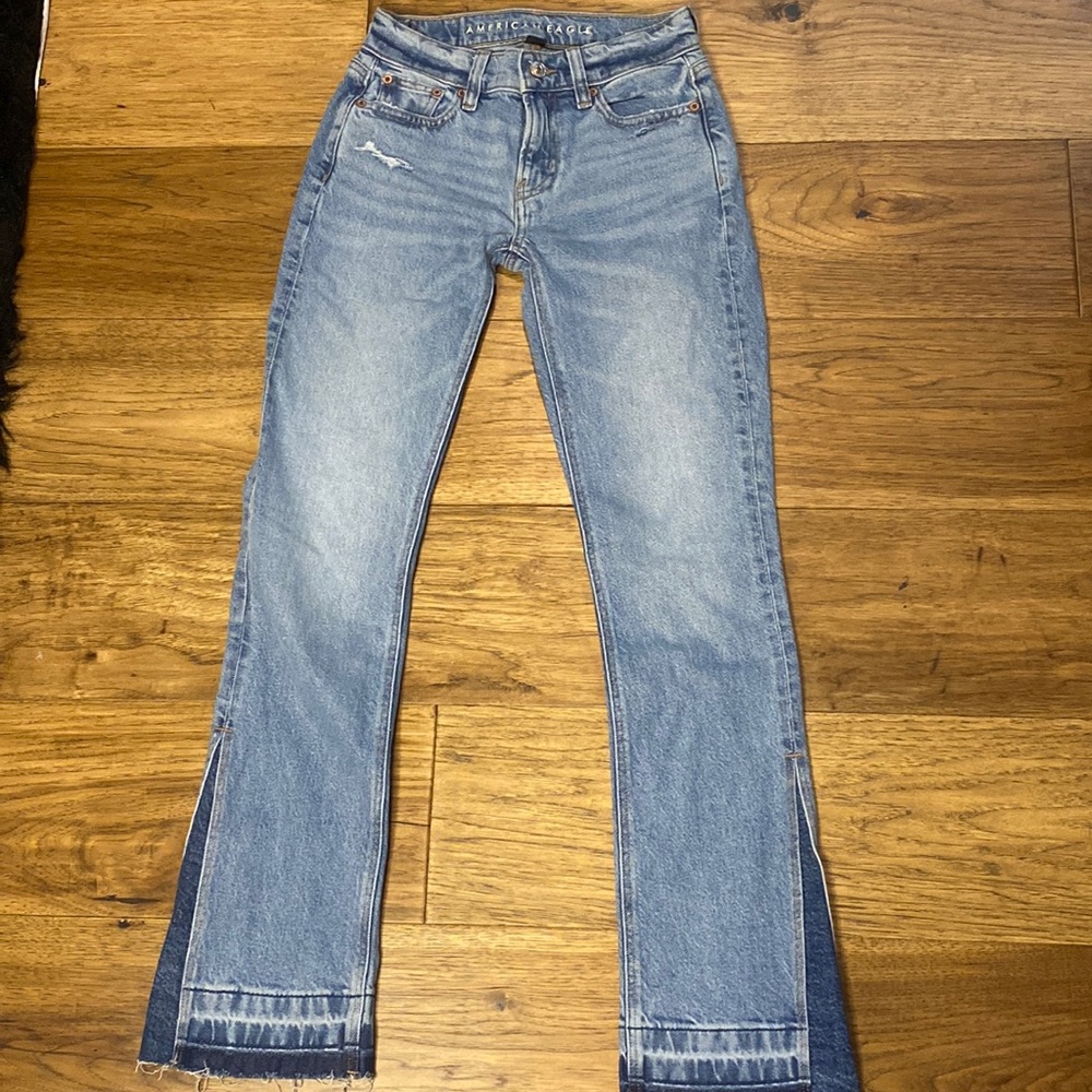American Eagle 90’s Low-Rise Skinny Kick Jeans